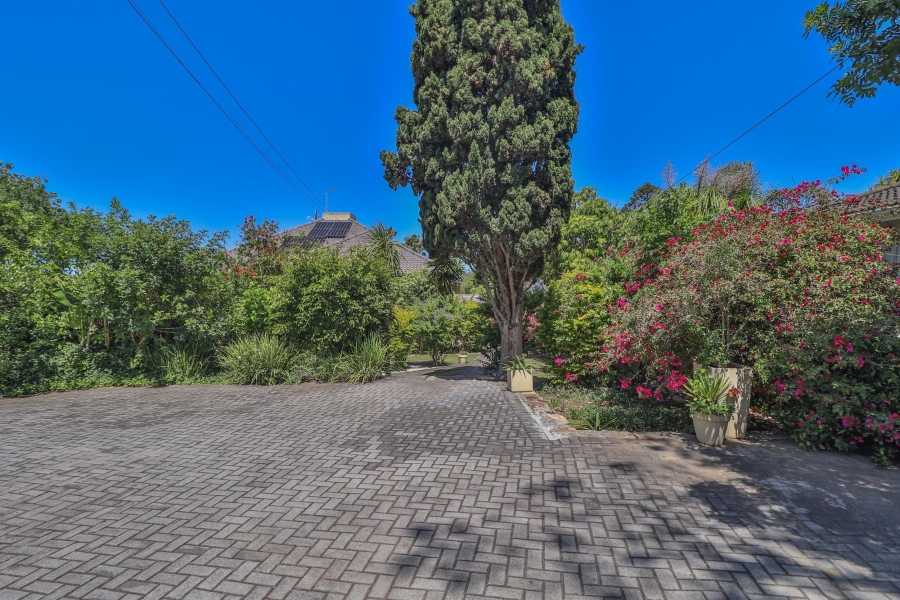 9 Bedroom Property for Sale in Walmer Eastern Cape